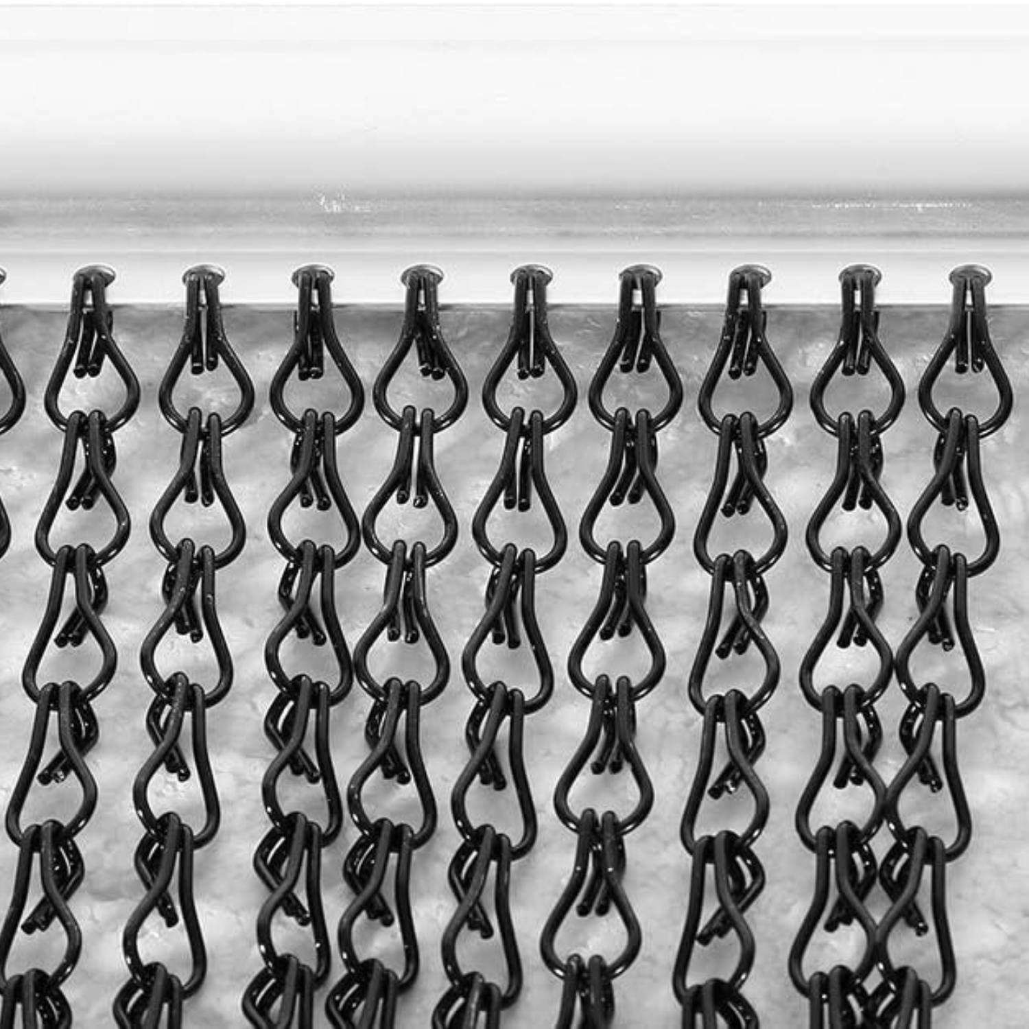 Chain Door Curtain - Black: image 6